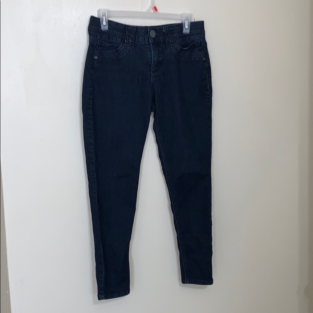 Dark blue pants